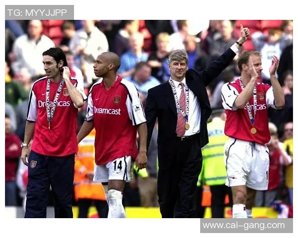 博格坎普与温格教练的默契配合展现球员心灵契合的传奇故事